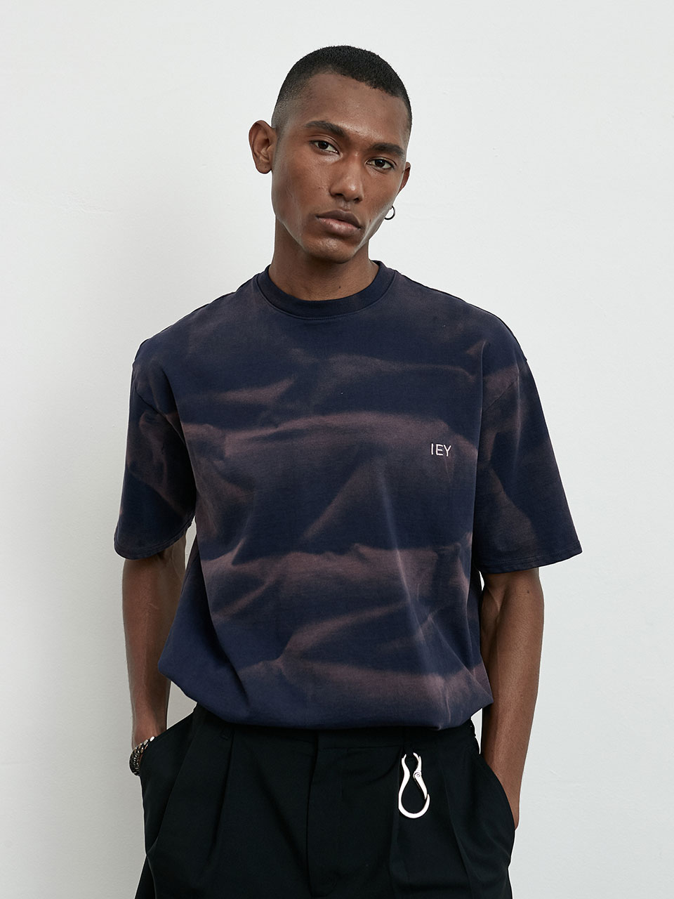 IEY - FLOW WASHED T-SHIRT Navy