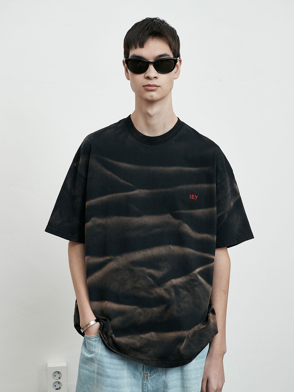 IEY - FLOW WASHED T-SHIRT Black